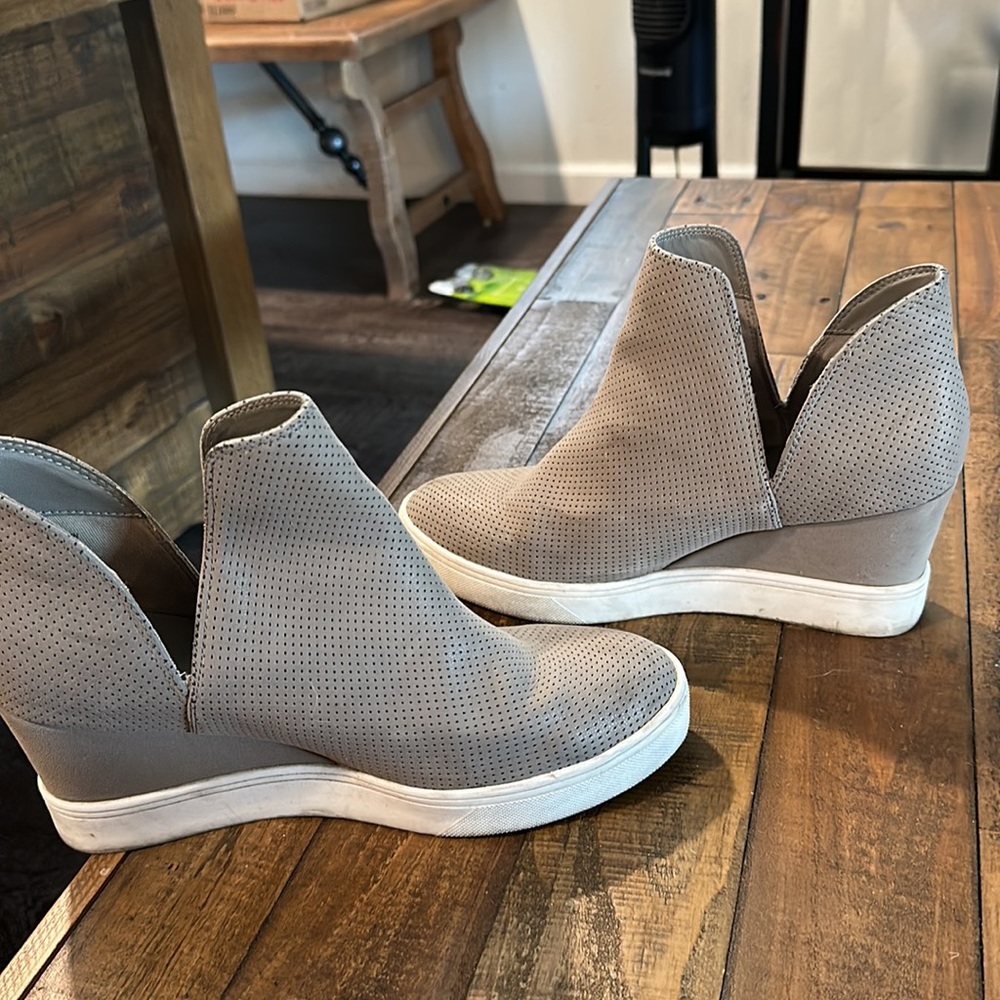 Booties - Picture 2 of 4